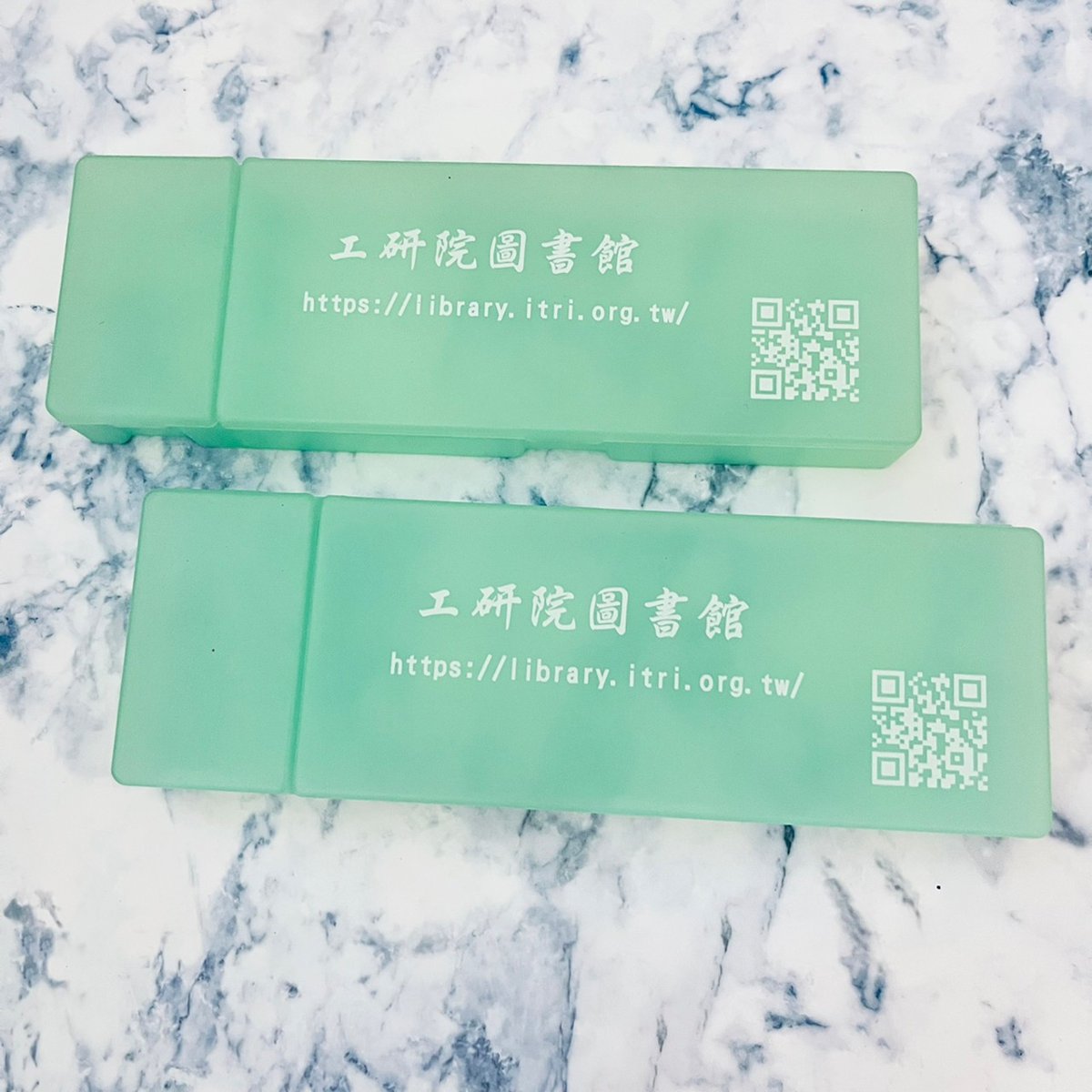 【客製化鉛筆盒】簡約素色磨砂鉛筆盒文具收納盒印刷【300個可印刷Logo】 客戶實拍案例 3